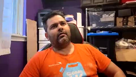 sakhtlaundaz online show from February 11, 9:53 pm