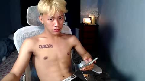 Loy online show from December 14, 5:09 pm