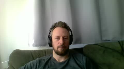 nawtydom1977 online show from December 13, 4:05 pm