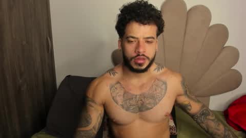 Nei turn green online show from January 11, 1:43 am