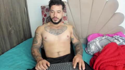 Nei turn green online show from October 25, 12:18 pm