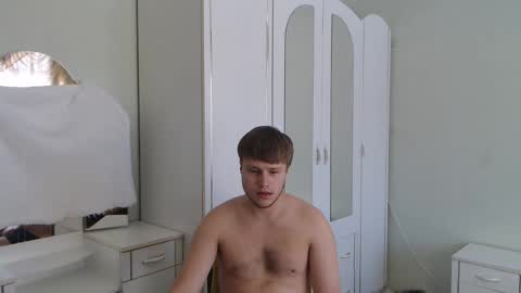Snapshot of nenvol1 chatting on February 20, 10:37 am better ask online show from February 20, 10:37 am