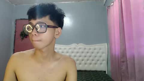 Ethan online show from May 20, 1:56 am