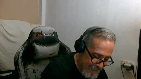 neron401 online show from June 25, 1:52 am