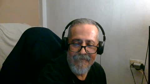neron401 online show from June 17, 11:17 pm