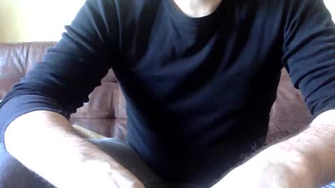 Neu242Gierig online show from February 18, 11:11 am