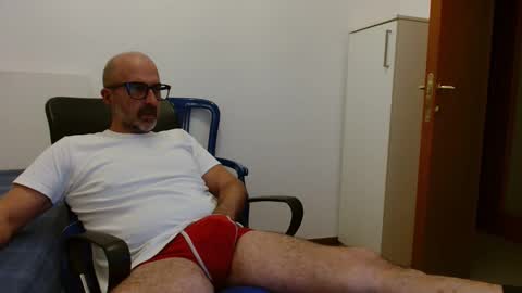 simi online show from October 7, 6:12 pm