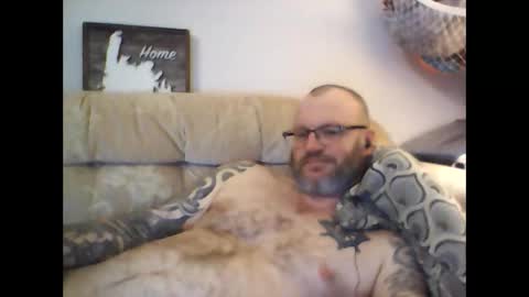 Snapshot of newbreed666 chatting on February 27, 1:57 am NEWBREED666 online show from February 27, 1:57 am