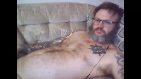 Snapshot of newbreed666 chatting on January 7, 3:05 am NEWBREED666 online show from January 7, 3:05 am