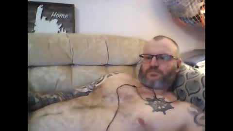 Snapshot of newbreed666 chatting on March 2, 5:52 pm NEWBREED666 online show from March 2, 5:52 pm