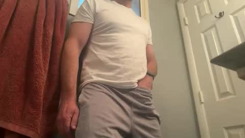 newguy_097 online show from November 11, 11:10 pm