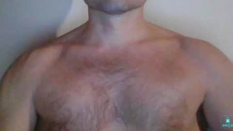 Snapshot of newtyguy90 chatting on January 6, 5:27 pm newtyguy90 online show from January 6, 5:27 pm