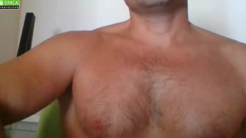 Snapshot of newtyguy90 chatting on September 9, 1:43 pm newtyguy90 online show from September 9, 1:43 pm