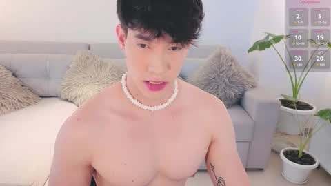 Snapshot of neythan__blaze chatting on October 4, 7:40 pm   online show from October 4, 7:40 pm