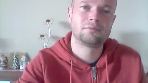 Snapshot of nick1990b chatting on December 13, 1:22 pm nick1990b online show from December 13, 1:22 pm