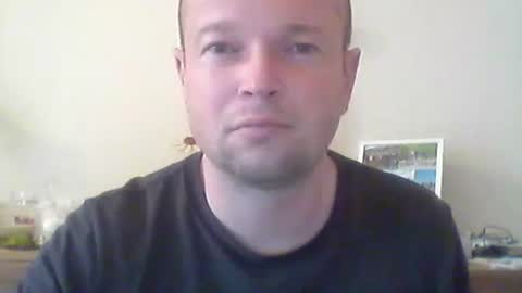 Snapshot of nick1990b chatting on October 6, 11:15 am nick1990b online show from October 6, 11:15 am