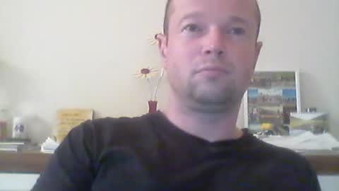 nick1990b online show from August 1, 6:07 pm