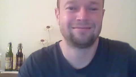 Snapshot of nick1990b chatting on March 1, 4:54 pm nick1990b online show from March 1, 4:54 pm