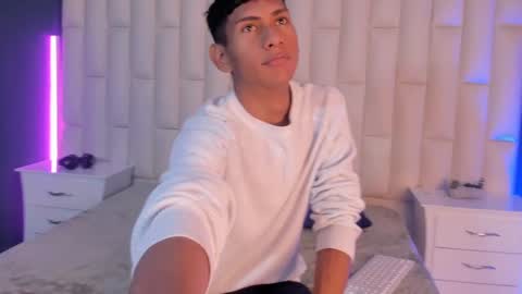 Nick online show from March 1, 4:37 am