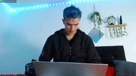 Nick  online show from July 14, 5:52 pm