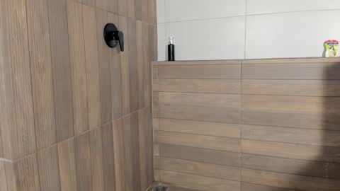 Nick  online show from March 4, 12:23 pm