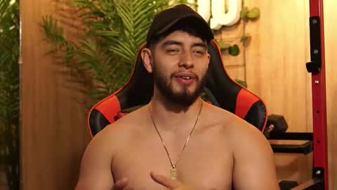 Snapshot of nick_vans chatting on September 25, 10:30 pm Jhohan online show from September 25, 10:30 pm