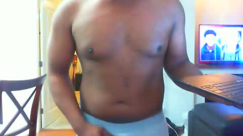 nickw247054 online show from December 22, 1:19 pm