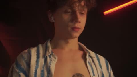 Nicky Neal online show from March 12, 2:52 am