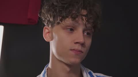 Nicky Neal online show from October 3, 8:47 pm