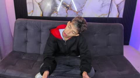nico_naughtyboy online show from June 7, 1:01 am