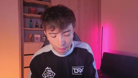 Nicolas online show from November 11, 11:10 pm