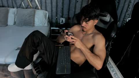 Nicolai online show from July 6, 1:19 pm