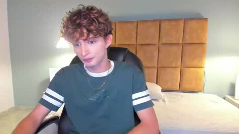 nicolasferrer18 online show from November 13, 8:13 pm