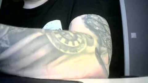 Niewidoczny online show from March 7, 9:59 pm