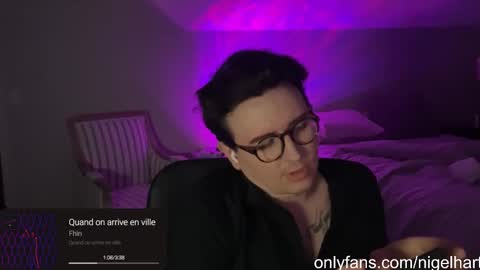 Nigel Hart online show from January 22, 1:31 am