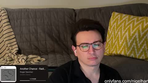 Nigel Hart online show from January 1, 1:58 am