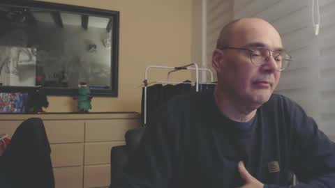 nightkeeper63 online show from December 31, 12:00 am