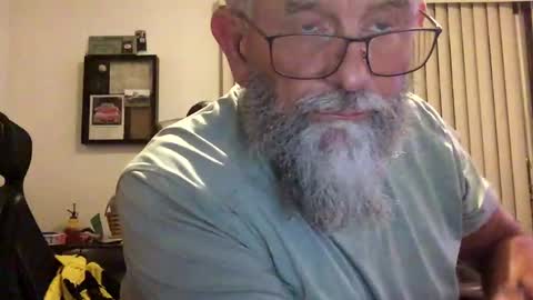 Snapshot of nightmoves1970 chatting on October 1, 2:37 am nightmoves1970 online show from October 1, 2:37 am