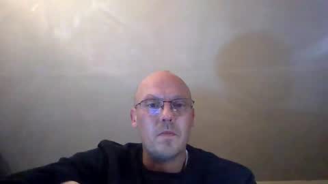 nighttime online show from December 8, 3:00 am