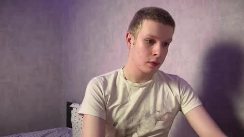 Nikikitty online show from February 1, 1:37 am