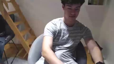 niklasgg online show from February 17, 10:58 pm