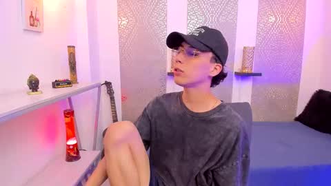    online show from December 1, 4:48 am