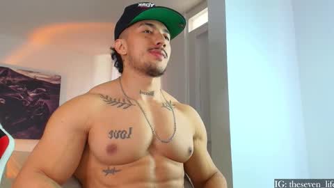 Niko online show from October 11, 6:01 pm