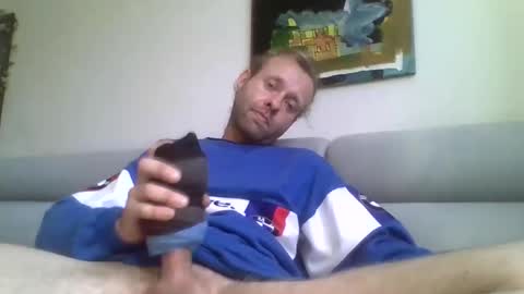 nilsberlin99 online show from September 28, 11:41 am