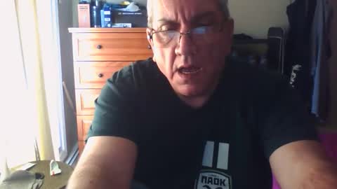 Dennis online show from October 22, 2:21 pm