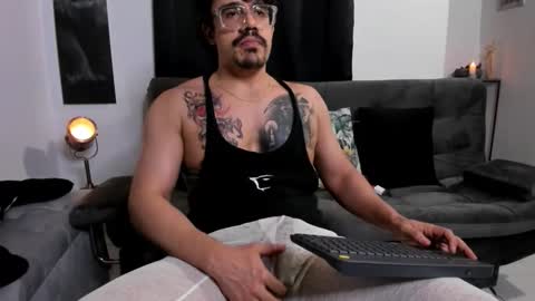 Steven online show from November 11, 3:55 am