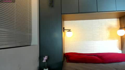 noah_dupont_ online show from January 12, 11:47 am