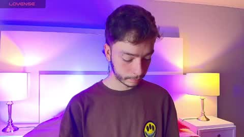    online show from October 7, 12:42 pm