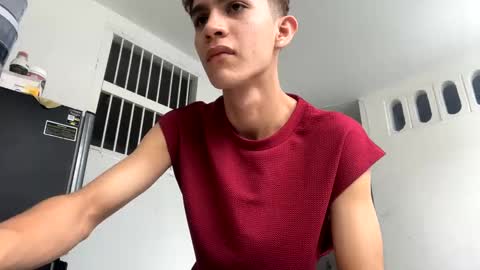 noah tyler  online show from January 26, 7:41 pm