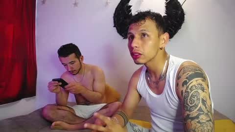 Noha and Iam 3 YOUR FAVORITE MODELS online show from May 25, 12:33 pm
